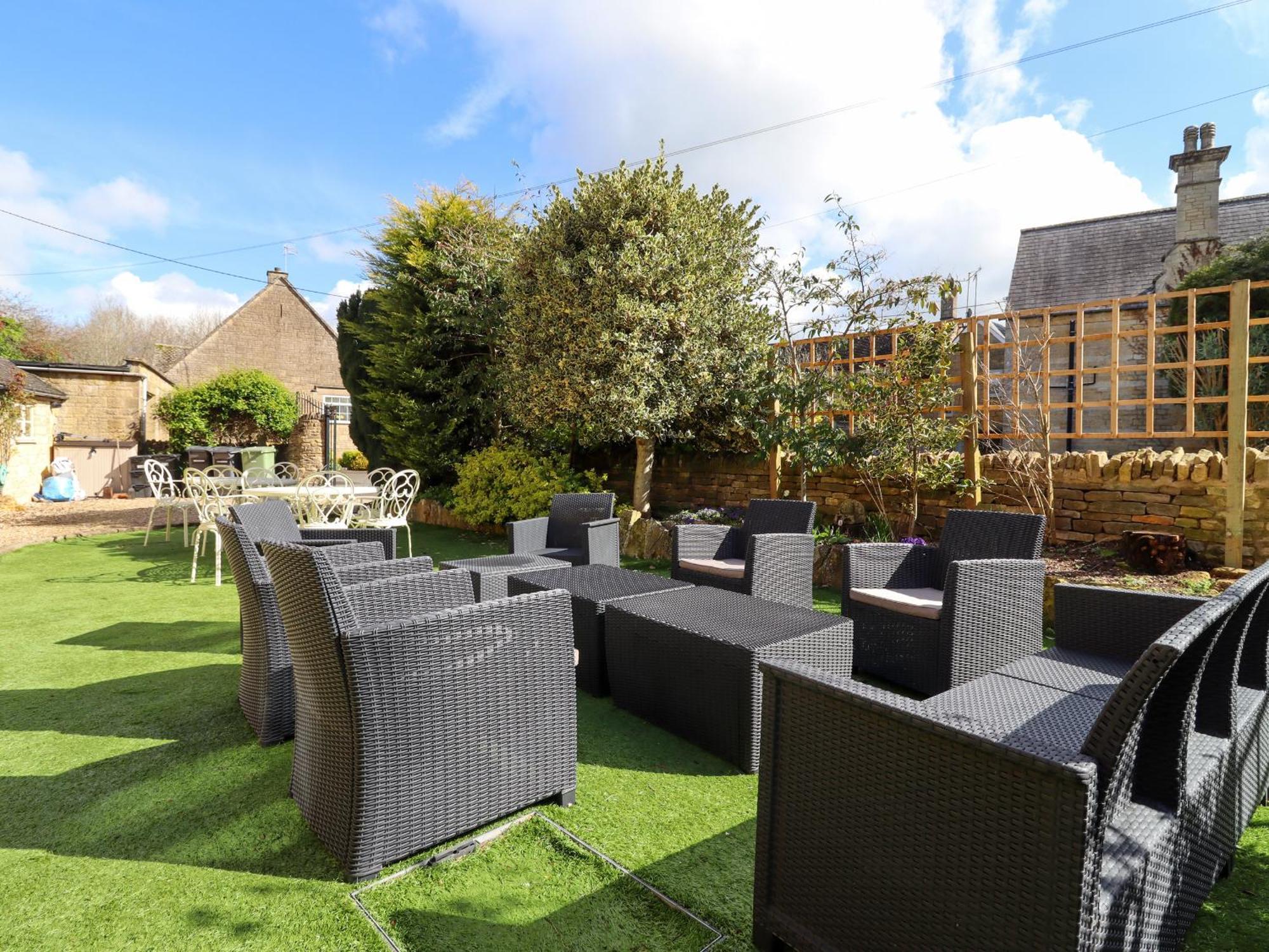Robins Nest Cheltenham Exterior foto